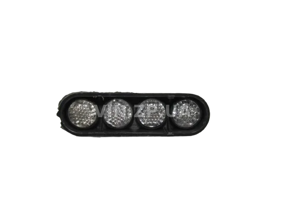 Болт номерного знака зі світловідбивачем, білий ELEGANT М 4 х 15 х 1.25, к-кт 4шт 2